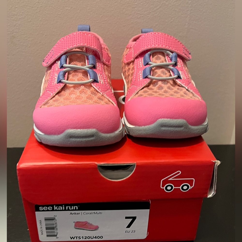 NIB WATER SHOES -See Kai Run Anker in Coral/Multi